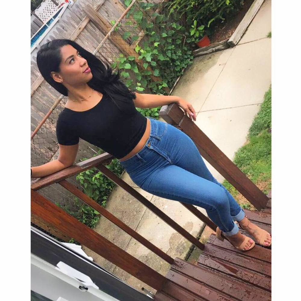 Meet your Posher, Liz